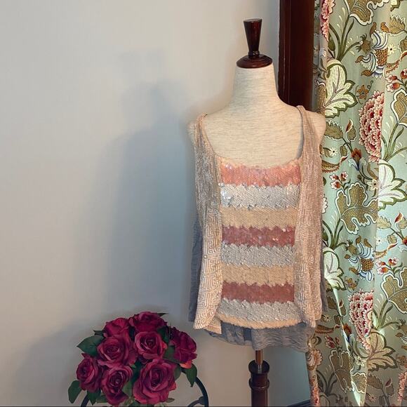 Anthropologie Tops - Tiny by Anthropologie sequin and velvet top NWT